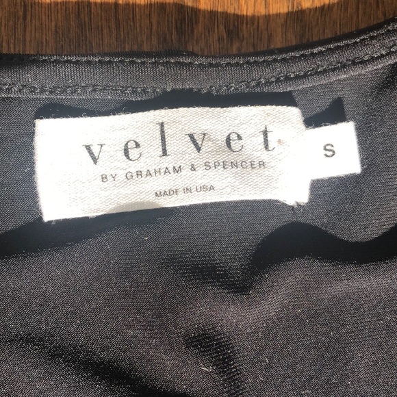 Velvet by Graham & Spencer stretchy twist dress. - Picture 5 of 8